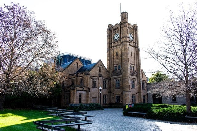 How to get into the University of Melbourne