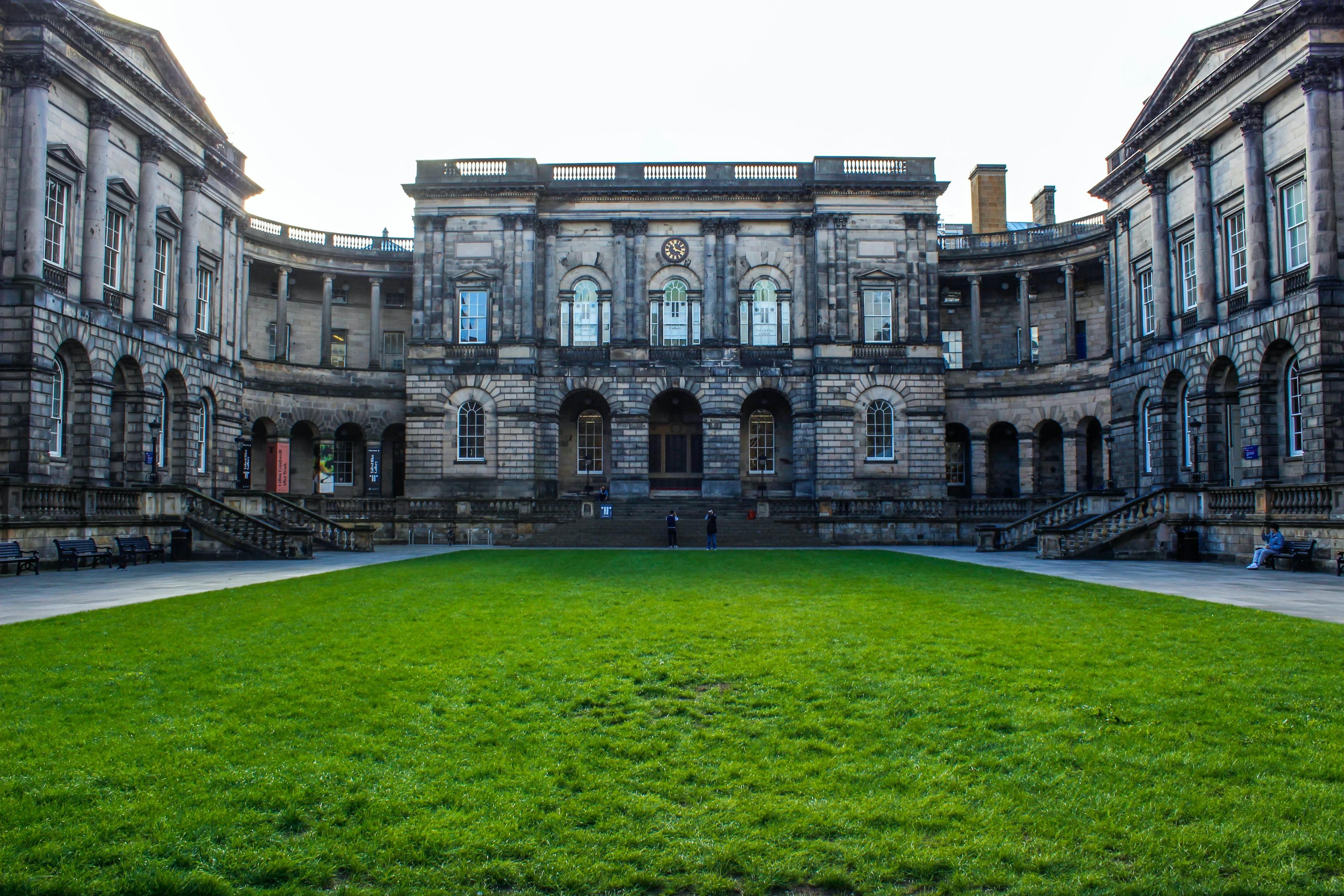 How to get into the University of Edinburgh from the US