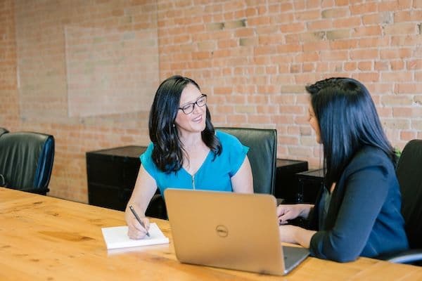 What Your College Counselor Gets Wrong (+ Everything You Need to Know about College Counselors) What Your College Counselor Gets Wrong (+ Everything You Need to Know about College Counselors)