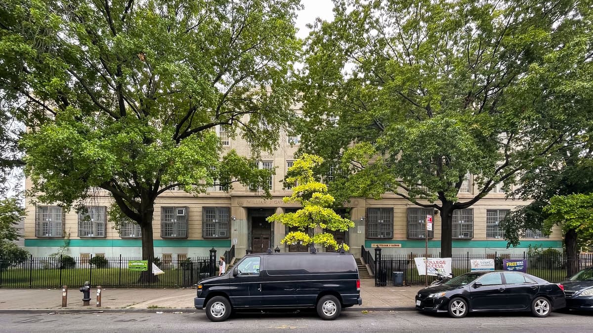 How To Get Into Stuyvesant High School FULL GUIDE 2022 Ivy Tutors how-to-get-into-stuyvesant-high-school-full-guide-2022-ivy-tutors